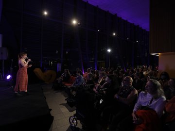 Are you Pulling my leg_5