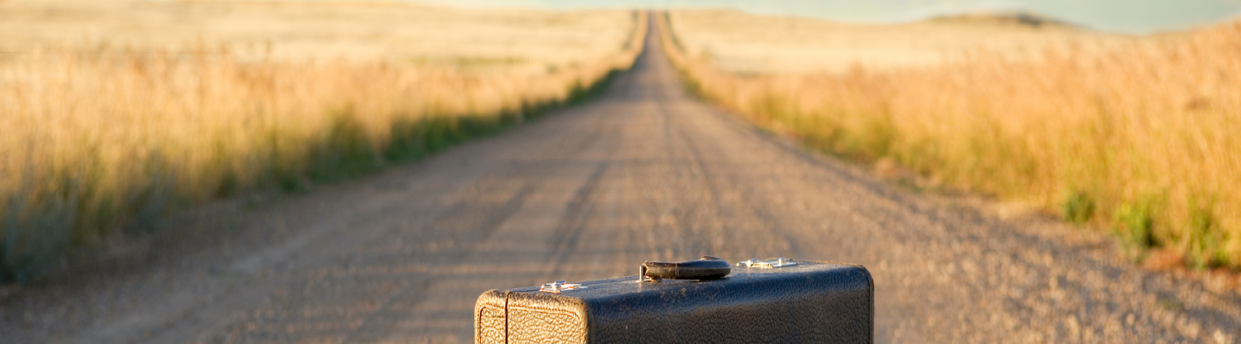 Backroads_suitcase_2022